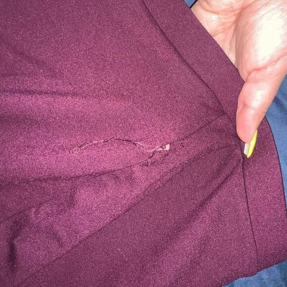 Forever 21 burgundy mini skirt size XS - Picture 5 of 6
